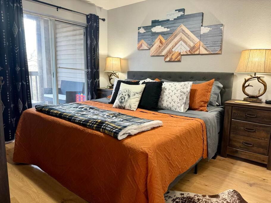 Modern Comfort: Updated Cozy Condo In Indian Point ブランソン エクステリア 写真